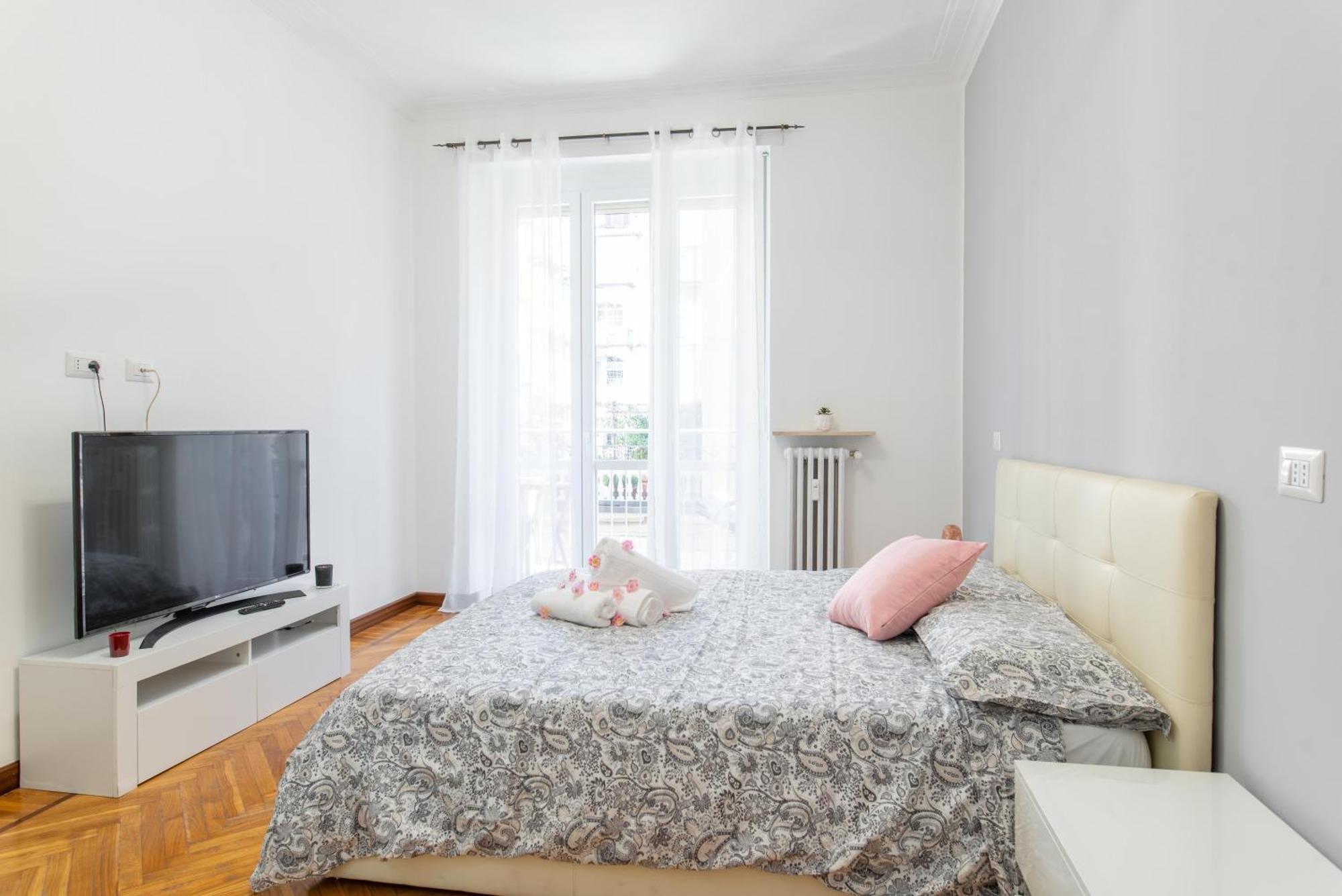 Apartment Bright And Flat - Metro & Station Nearby